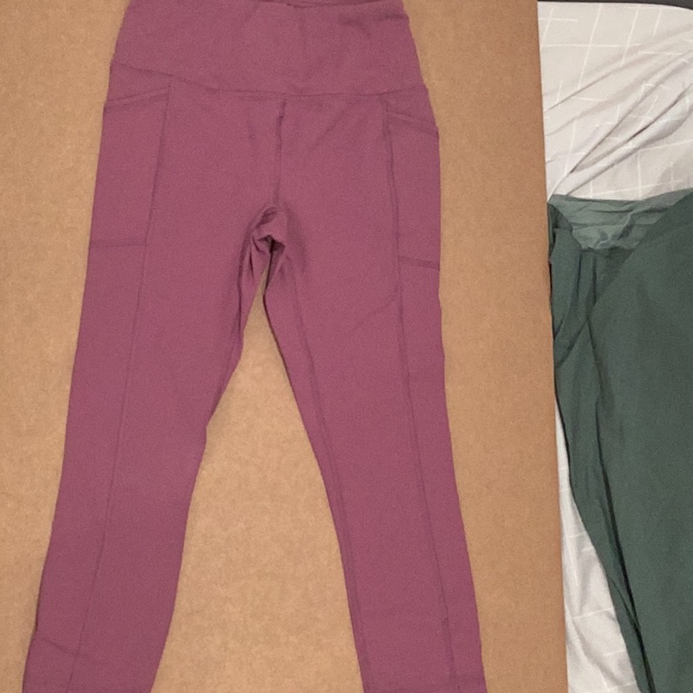 Athletic pants